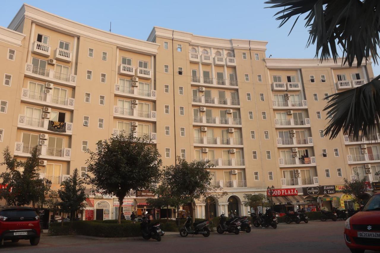 Shridham Holiday Vrindavan Ngoại thất bức ảnh
